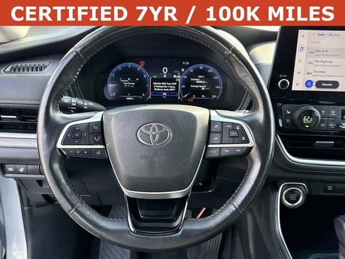 Used 2024 Toyota Grand Highlander Limited image 19