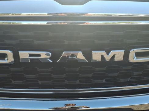 Used 2023 RAM 1500 Big Horn AWD/4WD image 14