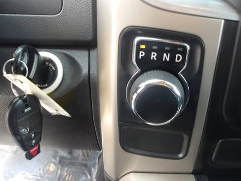 Used 2014 RAM 1500 Lone Star image 24