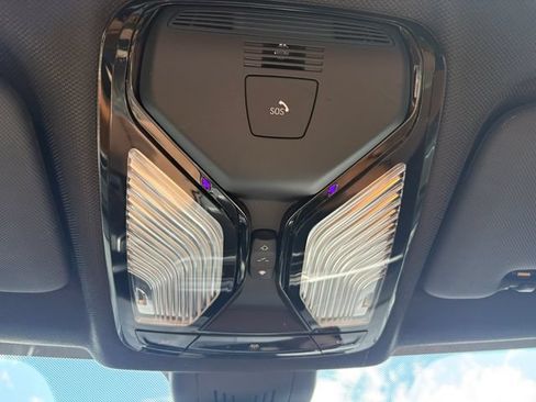 Used 2022 BMW X5 xDrive40i AWD/4WD image 22