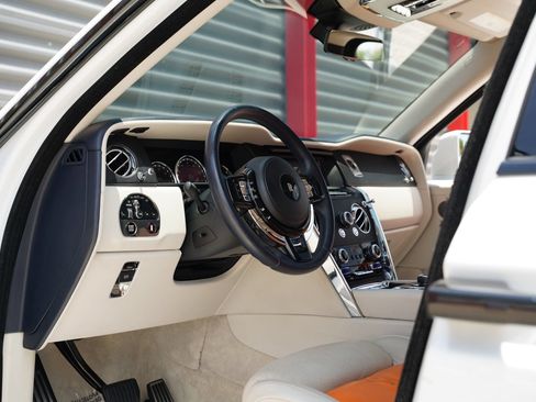 Used 2019 Rolls-Royce Cullinan AWD/4WD image 19