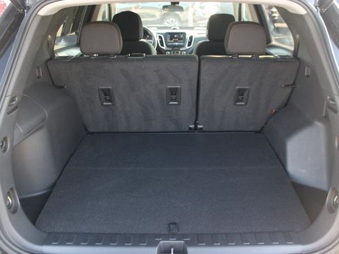 Used 2023 Chevrolet Equinox LT FWD image 11