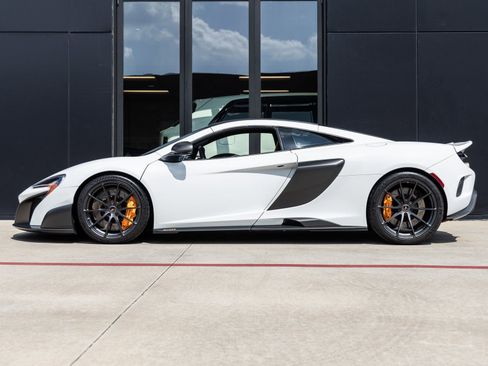 Used 2016 McLaren 675LT Coupe image 10