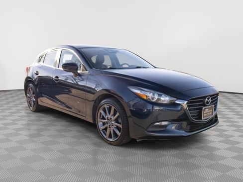 Used 2018 MAZDA MAZDA3 Touring image 1