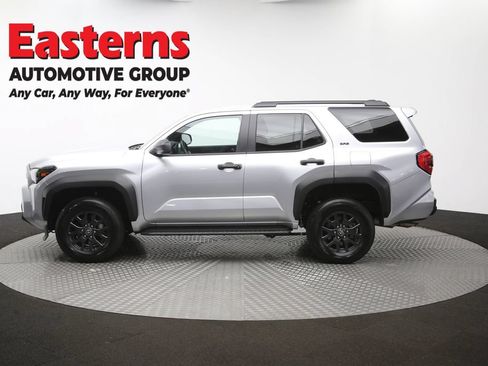 Used 2025 Toyota 4Runner SR5 AWD/4WD image 59