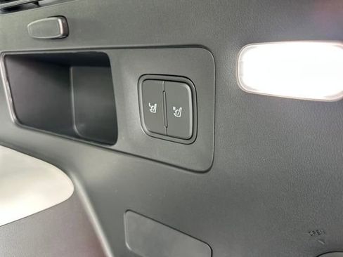 New 2026 Hyundai Ioniq 9 SEL image 36