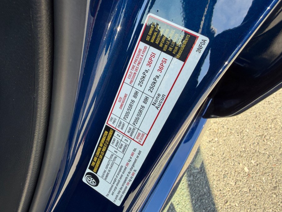 Used 2025 Nissan Leaf S FWD image 48