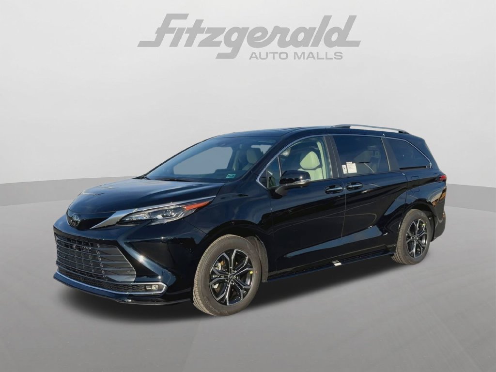 Used 2026 Toyota Sienna Platinum AWD/4WD image 4