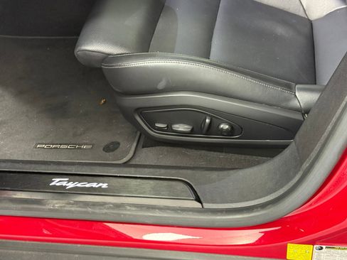 Certified 2022 Porsche Taycan image 14