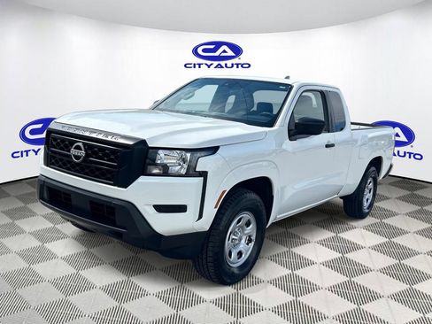 Used 2023 Nissan Frontier S RWD image 8