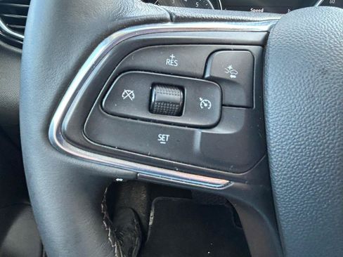 Used 2021 Buick Encore GX Preferred w/ Cold Weather Comfort Package FWD image 18