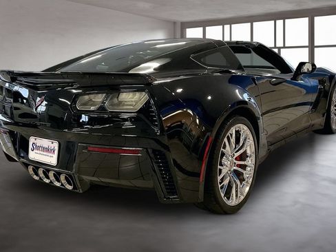 Used 2016 Chevrolet Corvette Z06 w/ 2LZ Preferred Equipment Group RWD image 6