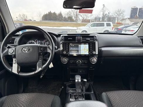 Used 2020 Toyota 4Runner TRD Off-Road image 10