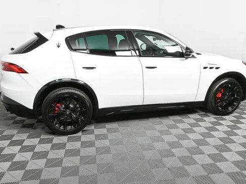 New 2025 Maserati Grecale Modena image 29