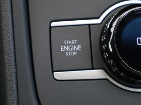 New 2026 Volkswagen Tiguan SE AWD/4WD image 28