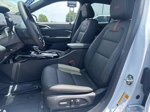 New 2026 Chevrolet Trax RS w/ Sunroof Package FWD image 14
