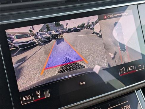 Certified 2025 Audi Q7 2.0T Premium Plus w/ Premium Plus Package image 12