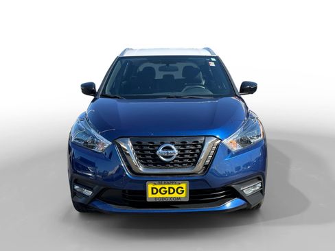 Used 2019 Nissan Kicks SR FWD image 8