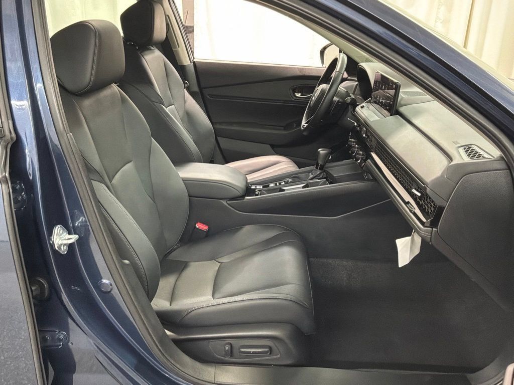 Certified 2025 Honda Accord EX-L image 27