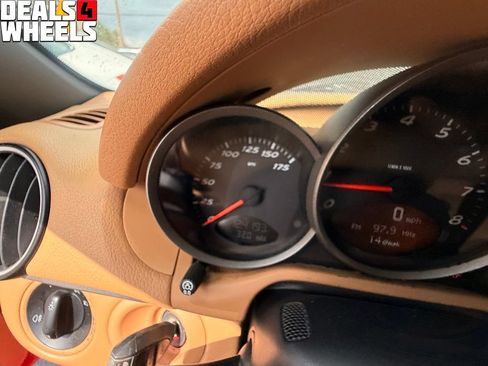 Used 2010 Porsche Boxster RWD image 17