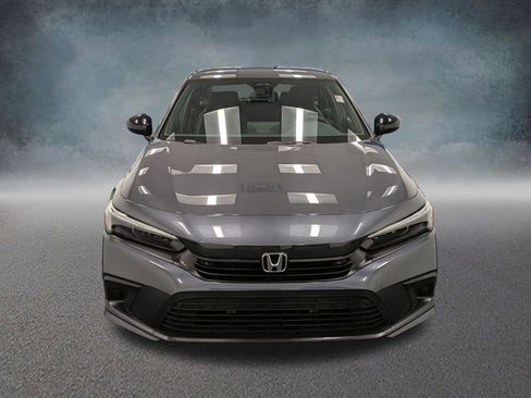Used 2024 Honda Civic Sport image 2