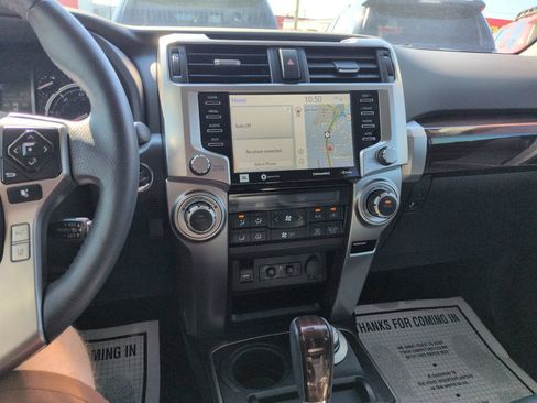 Used 2022 Toyota 4Runner Limited AWD/4WD image 17