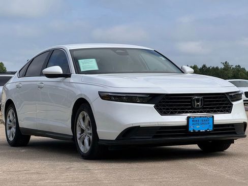 Used 2024 Honda Accord LX image 1