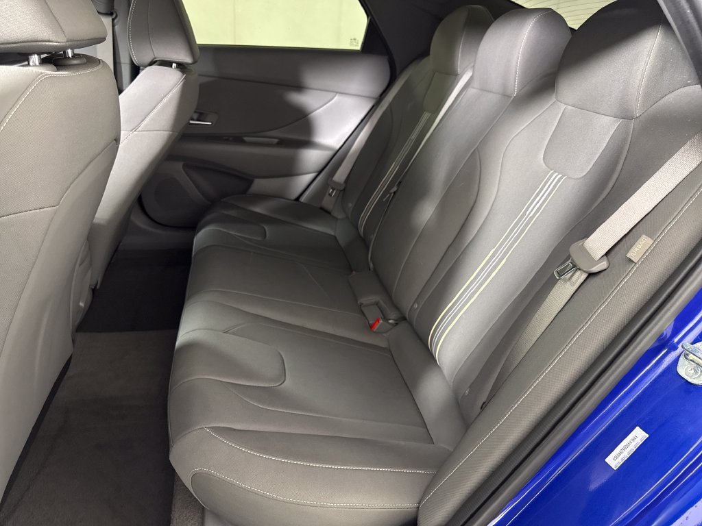 Used 2025 Hyundai Elantra Sport FWD image 15