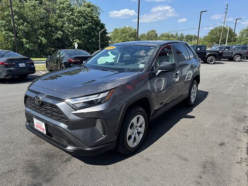 Used 2024 Toyota RAV4 LE AWD/4WD image 2