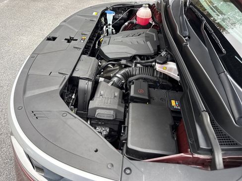 Used 2024 Kia Carnival LX image 32