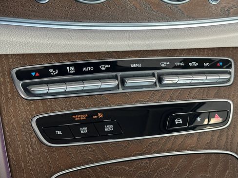 Used 2021 Mercedes-Benz E 350 Sedan image 17