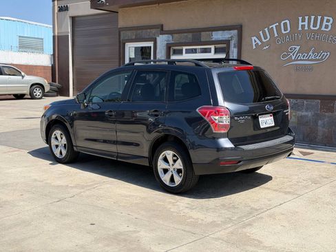 Used 2014 Subaru Forester 2.5i Premium w/ All-Weather Package AWD/4WD image 7