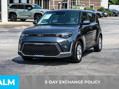 Used 2025 Kia Soul LX w/ LX Technology Package FWD image 4