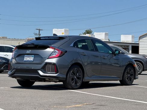 Used 2019 Honda Civic EX image 2