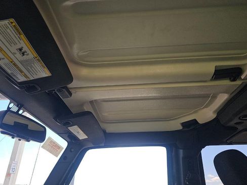 Used 2017 Jeep Wrangler Unlimited Sport w/ Quick Order Package 24S image 15