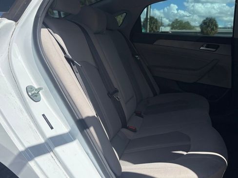 Used 2015 Hyundai Sonata SE w/ Option Group 09 image 14