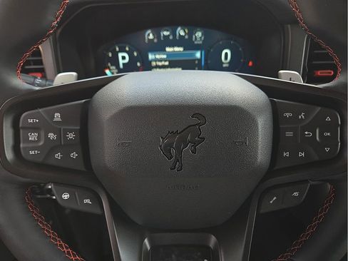 Used 2025 Ford Bronco Raptor AWD/4WD image 36