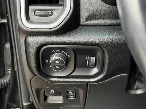 Used 2022 RAM 1500 Lone Star image 19