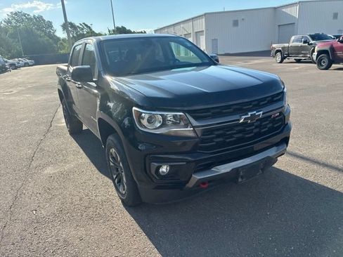 Used 2021 Chevrolet Colorado Z71 w/ Safety Package AWD/4WD image 5