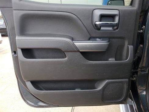 Used 2018 Chevrolet Silverado 1500 LT w/ Texas Edition image 13