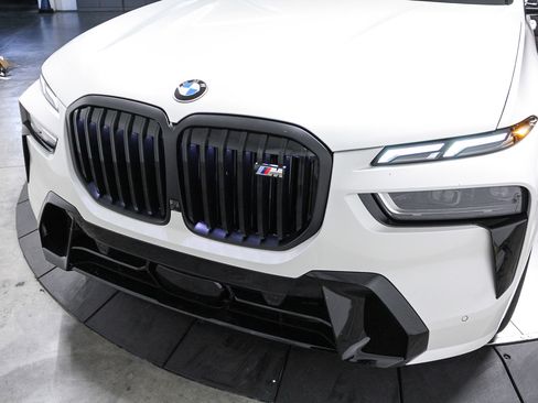New 2026 BMW X7 M60i w/ Executive Package AWD/4WD image 11