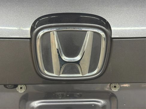 Used 2018 Honda Accord Sport image 36
