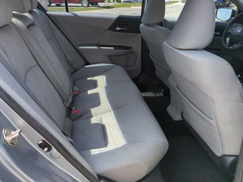 Used 2016 Honda Accord LX image 19