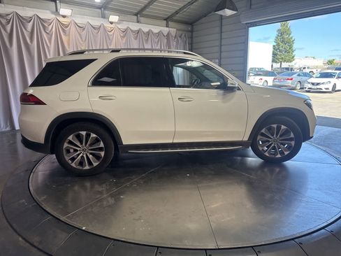 Used 2021 Mercedes-Benz GLE 350 w/ Premium Package image 4