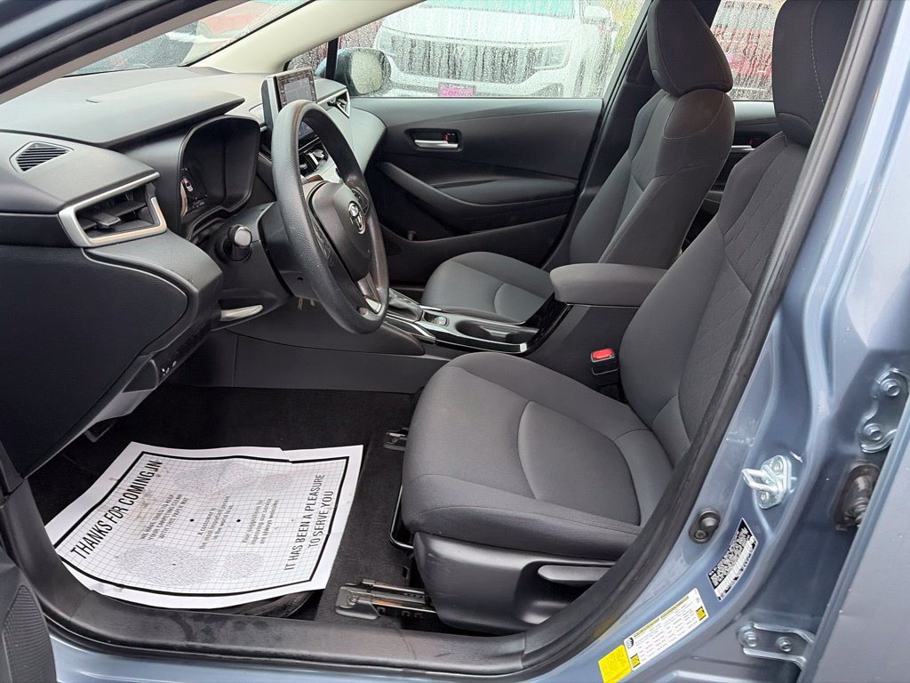 Used 2021 Toyota Corolla LE FWD image 22