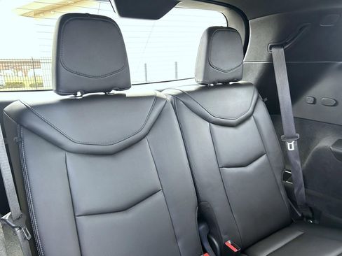 Certified 2023 Cadillac XT6 Luxury image 21