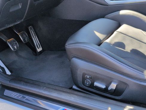 Used 2022 BMW M4 Coupe w/ Executive Package RWD image 17
