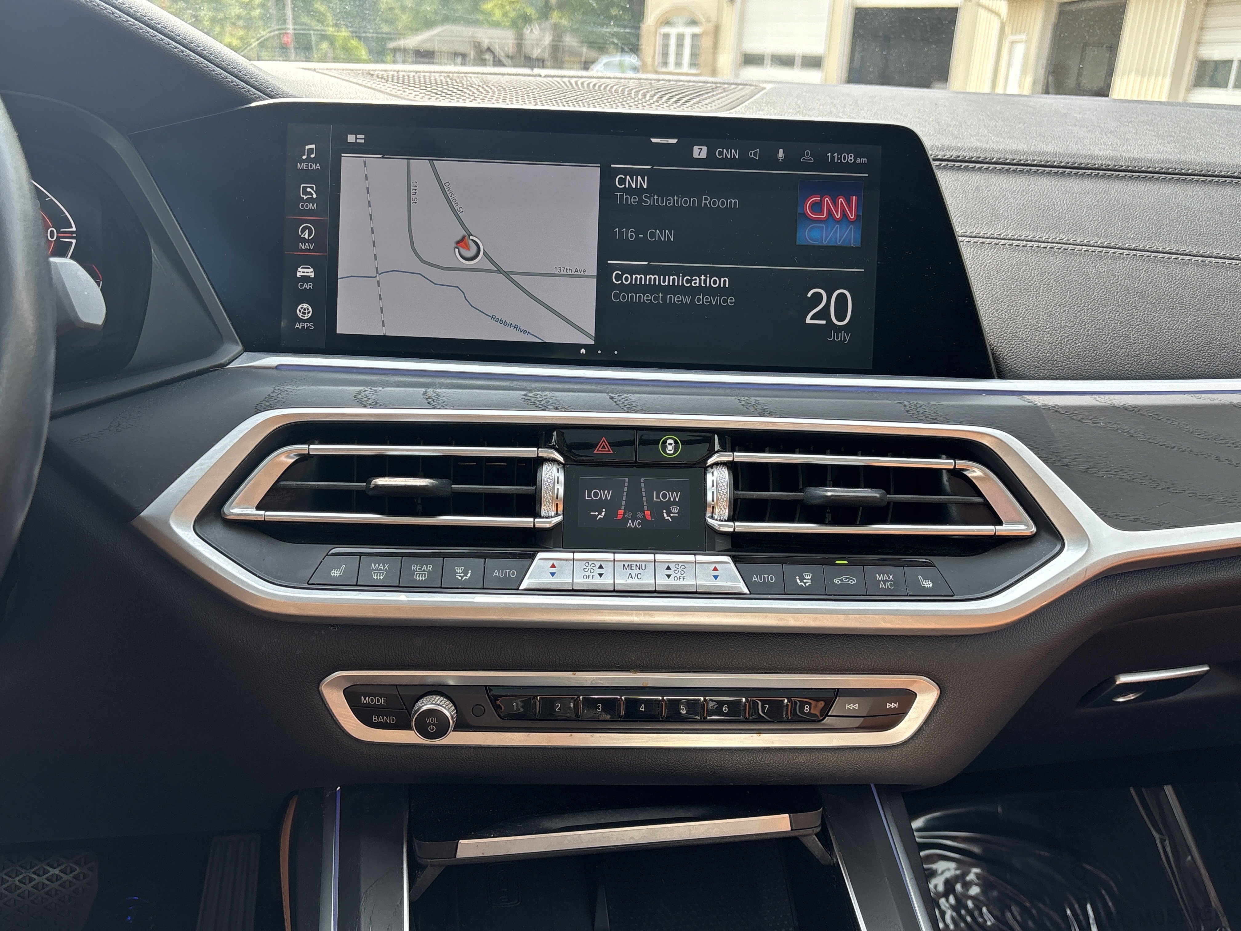 Used 2022 BMW X7 xDrive40i w/ Premium Package AWD/4WD image 21