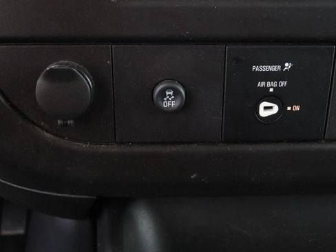 Used 2024 Chevrolet Express 2500 w/ Driver Convenience Package RWD image 15