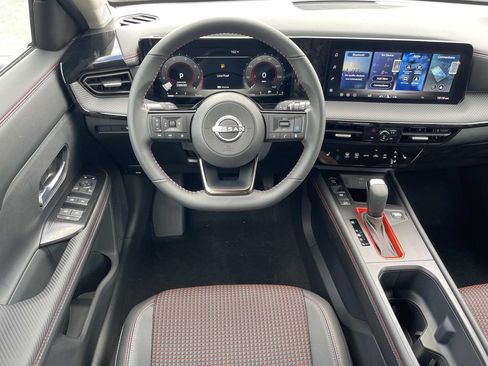 New 2026 Nissan Kicks SR w/ Cold Weather Package AWD/4WD image 13